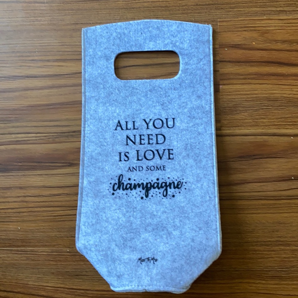 Champagne gift bag